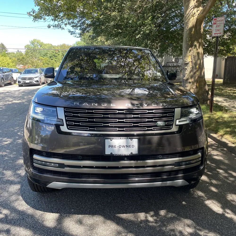 2023 Land Rover Range Rover SE