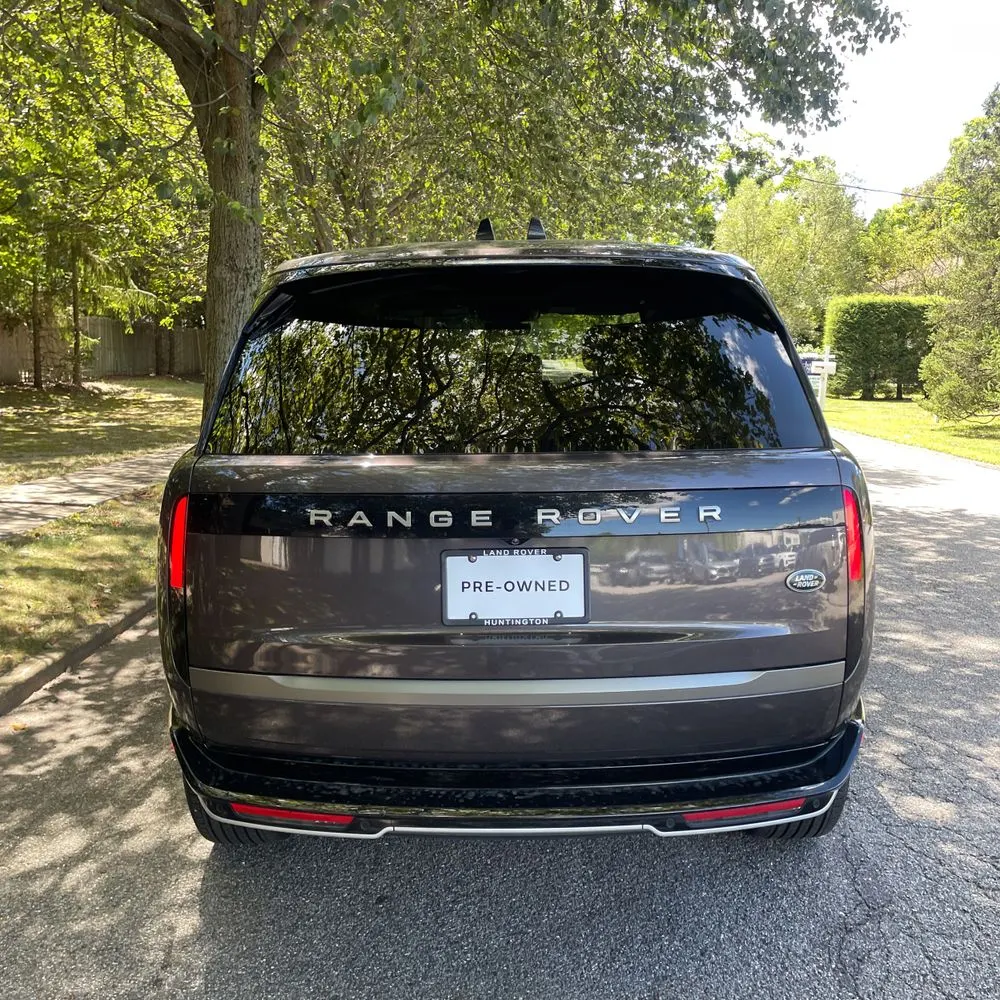 2023 Land Rover Range Rover SE