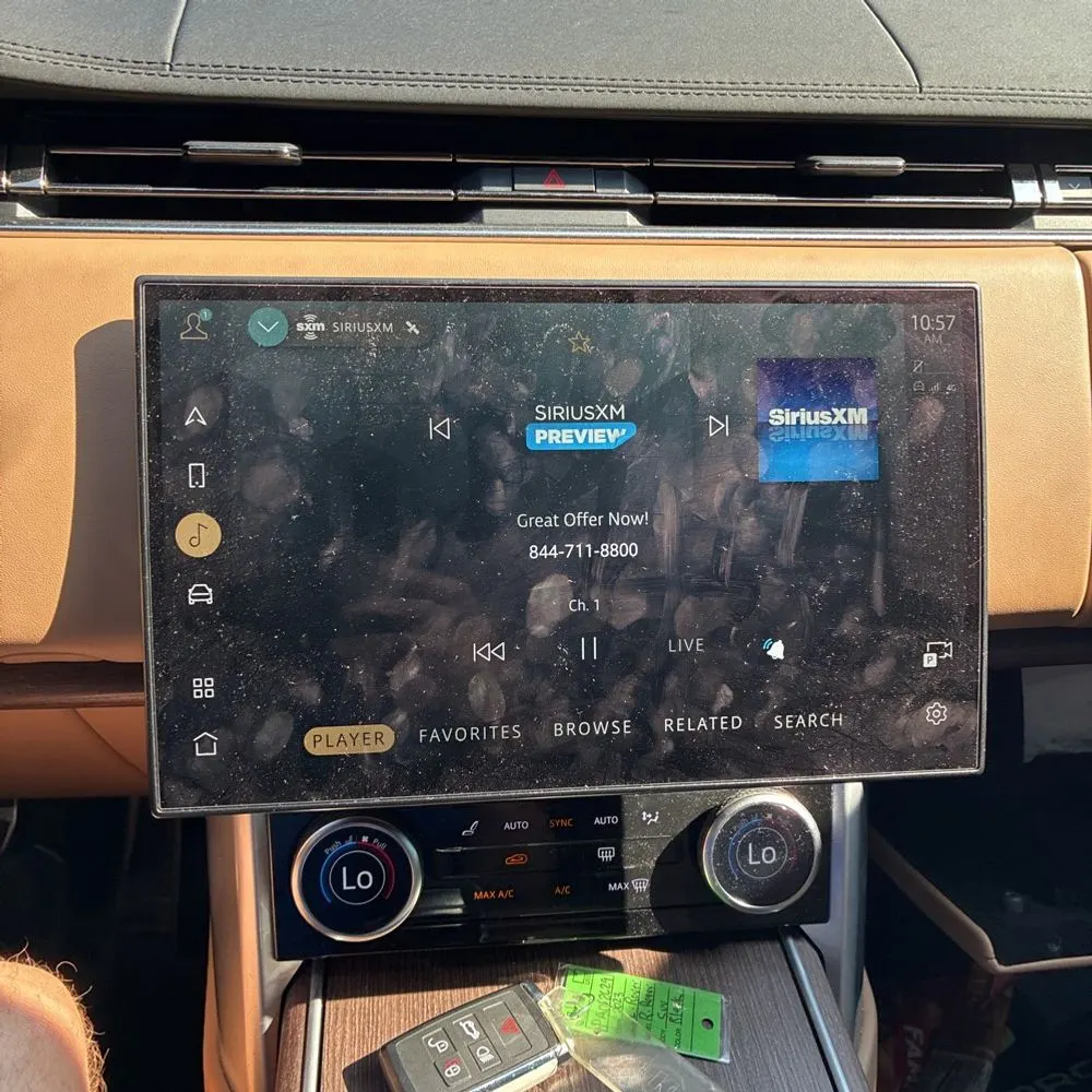 2023 Land Rover Range Rover SE