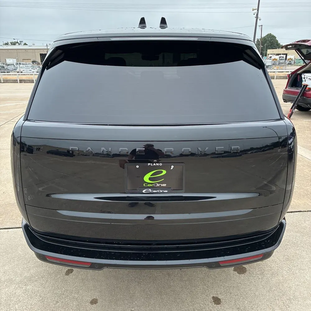 2025 Land Rover Range Rover SE P530
