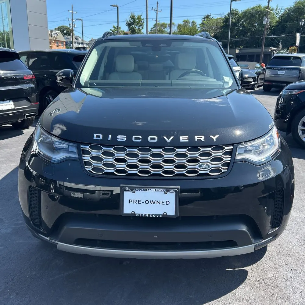 2025 Land Rover Discovery S P300