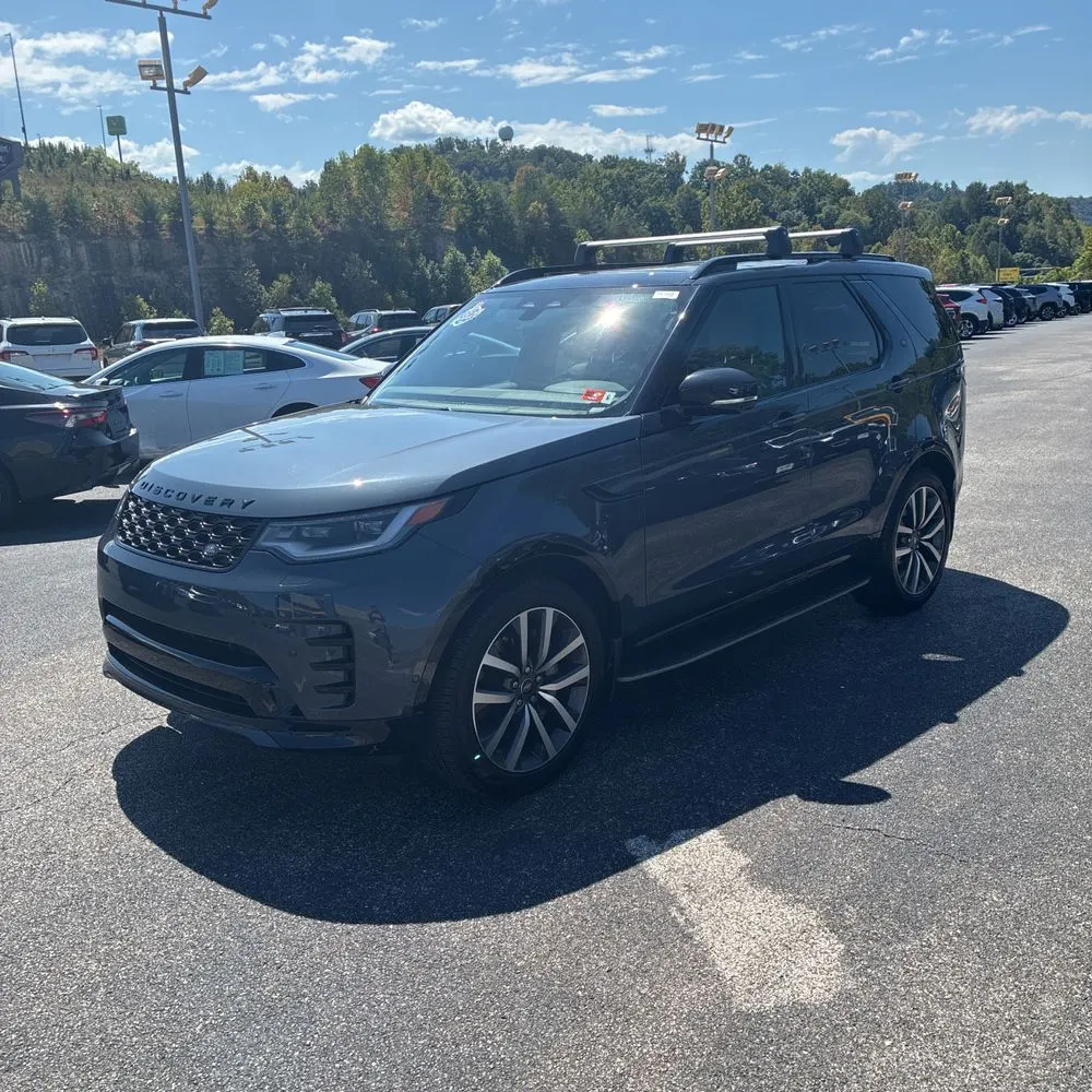 2024 Land Rover Discovery Dynamic SE P300
