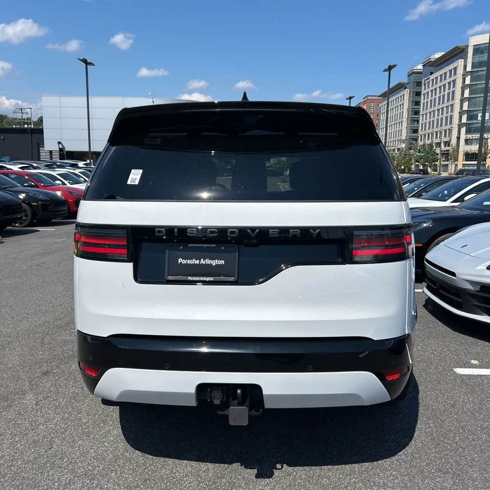 2024 Land Rover Discovery Dynamic SE P300