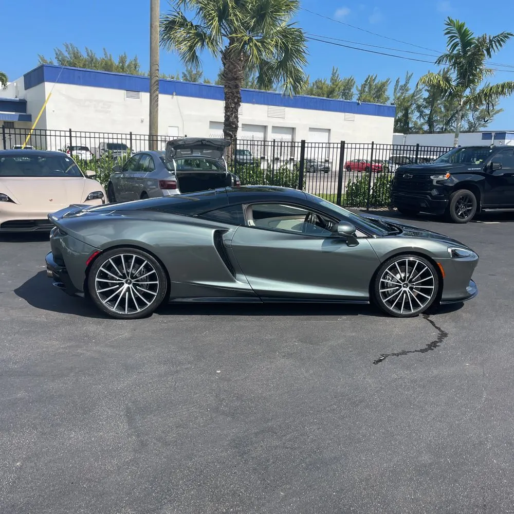 2020 Mclaren GT Base
