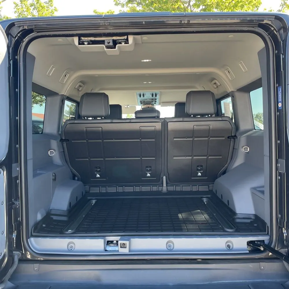 2024 INEOS Grenadier Base 4D SUV