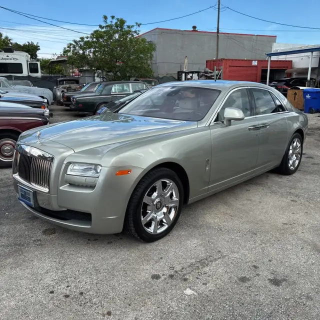 2012 Rolls Royce Ghost Base