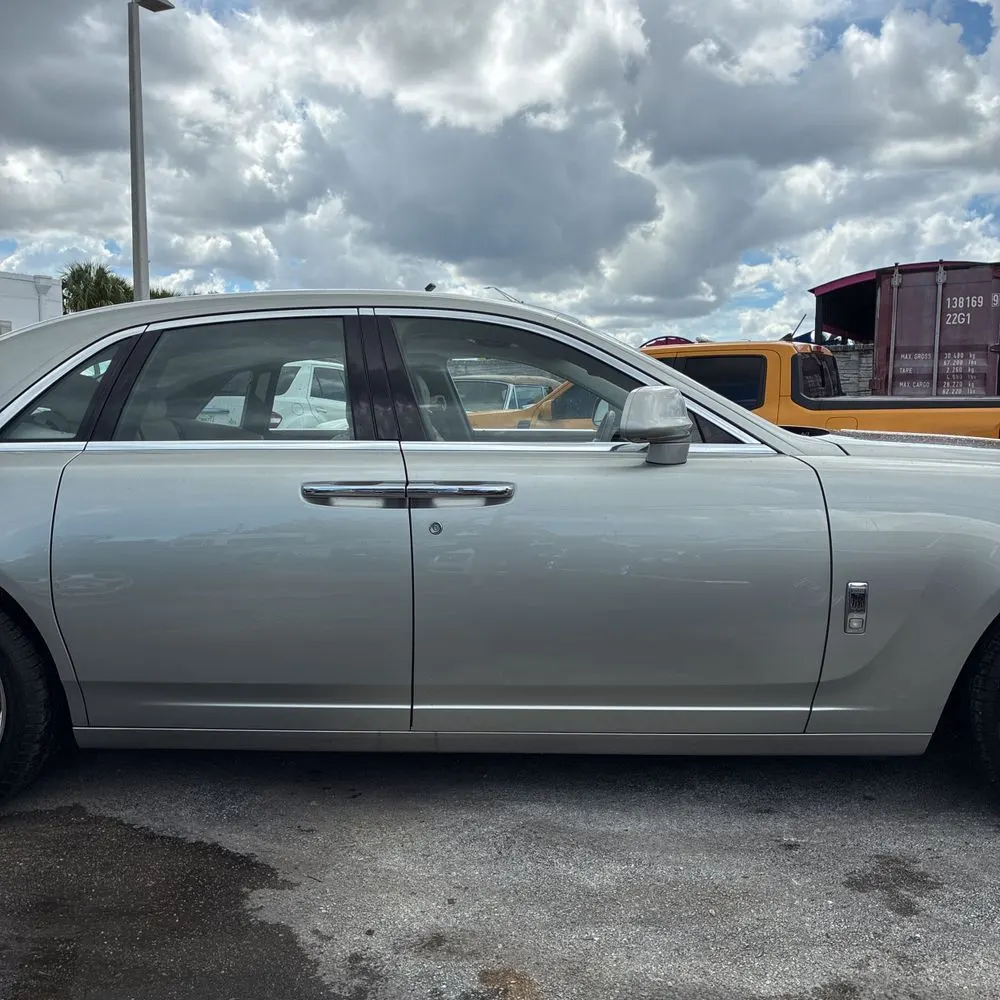 2012 Rolls Royce Ghost Base