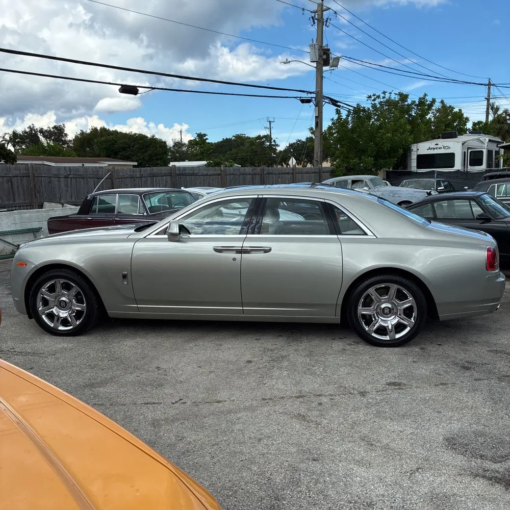 2012 Rolls Royce Ghost Base