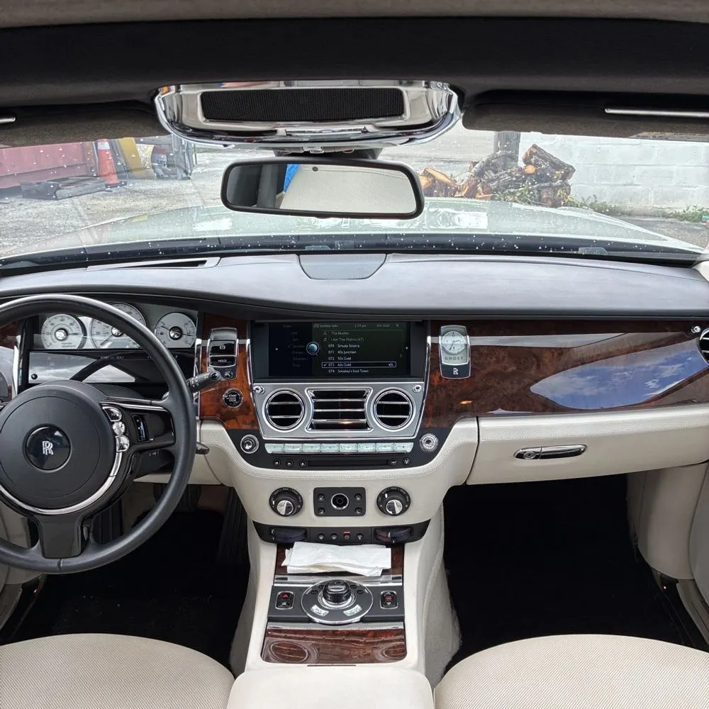 2012 Rolls Royce Ghost Base