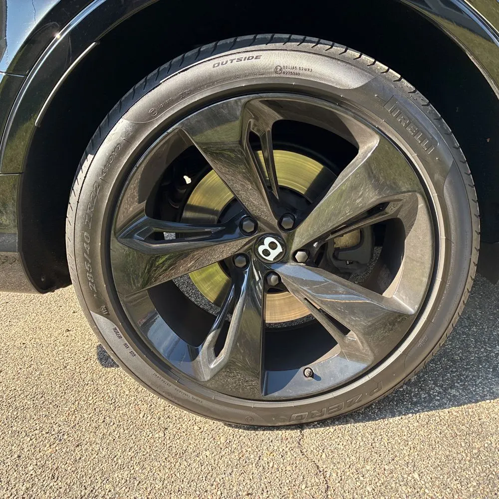 2021 Bentley Bentayga V8