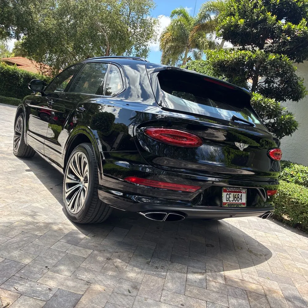 2023 Bentley Bentayga Base