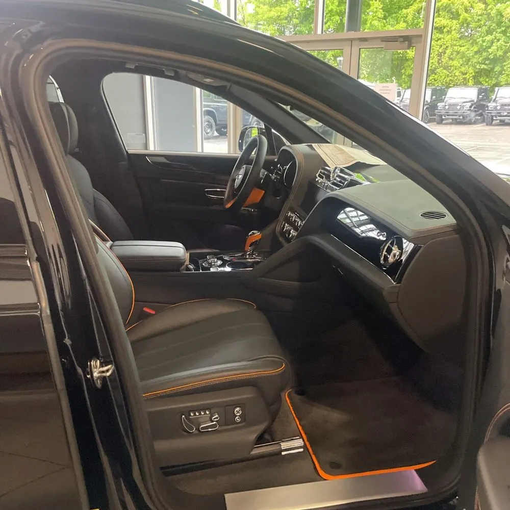 2024 Bentley Bentayga Base