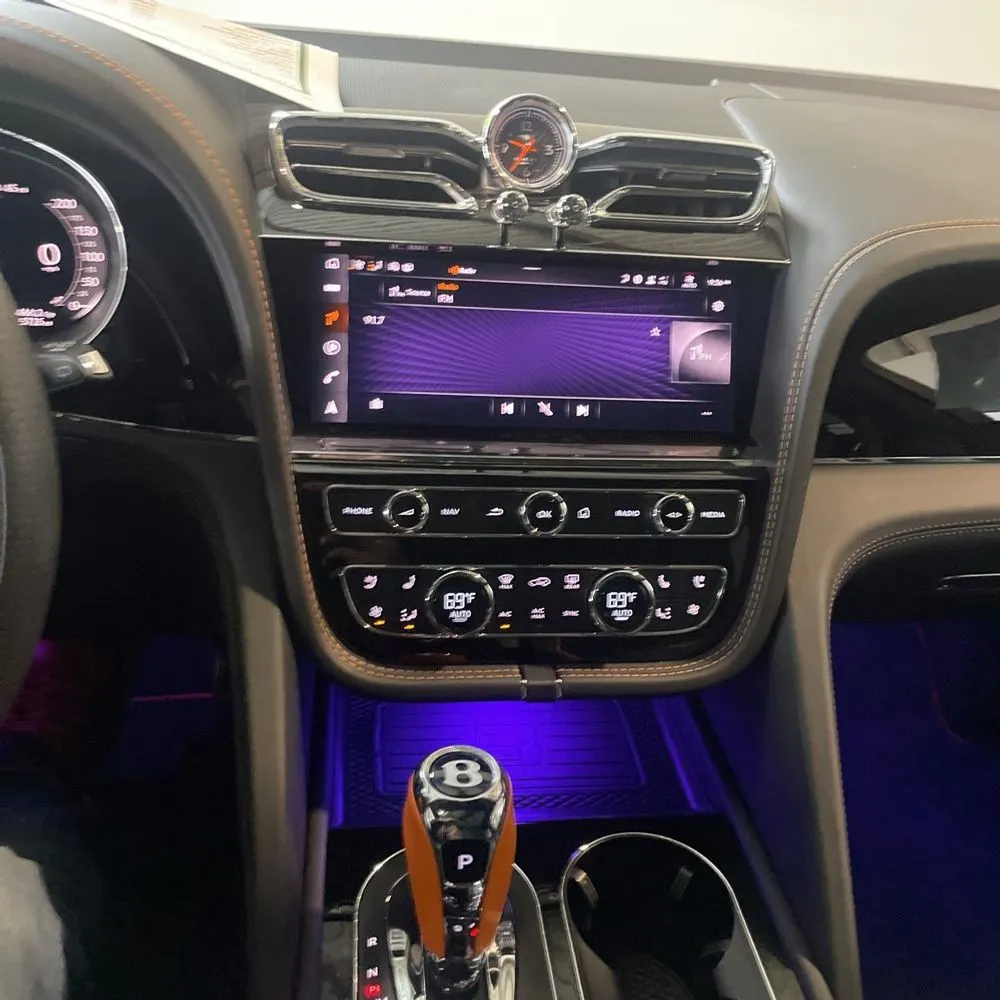 2024 Bentley Bentayga Base