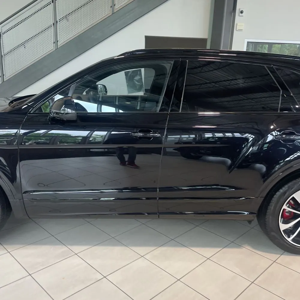 2024 Bentley Bentayga Base