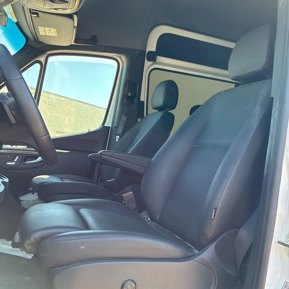 2023 Mercedes-Benz Sprinter 2500