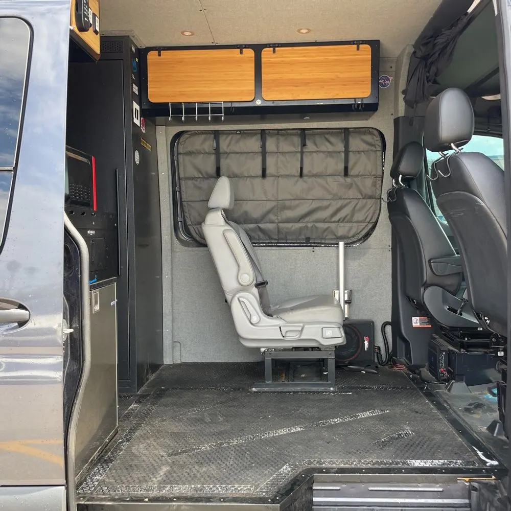 2021 Mercedes-Benz Sprinter 2500