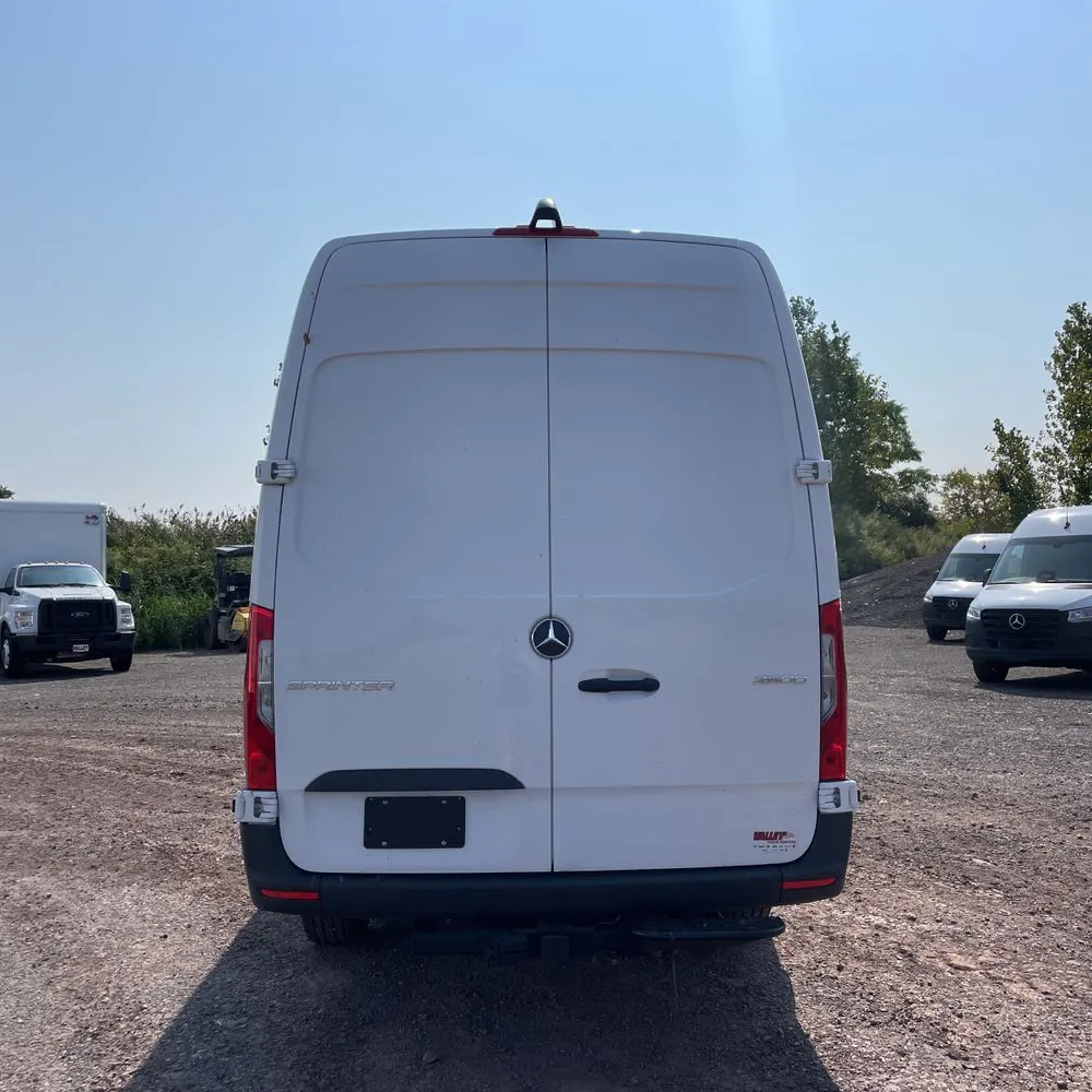 2025 Mercedes-Benz Sprinter 2500
