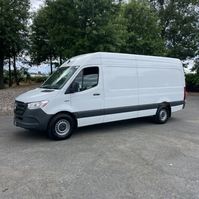 2024 Mercedes-Benz eSprinter 2500