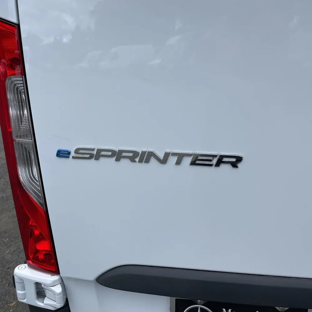 2024 Mercedes-Benz eSprinter 2500