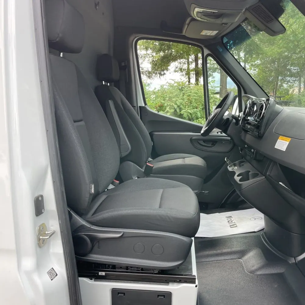2024 Mercedes-Benz eSprinter 2500