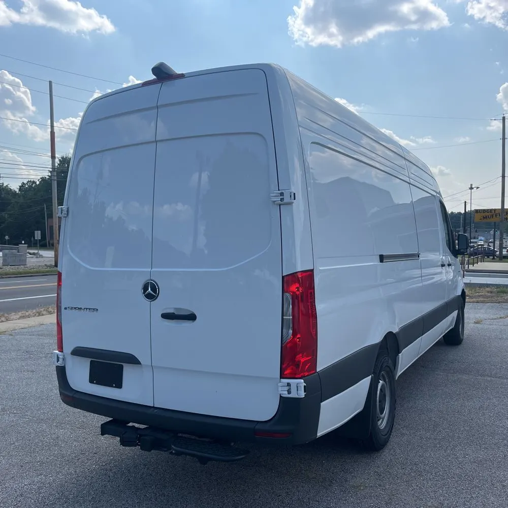 2024 Mercedes-Benz eSprinter 2500