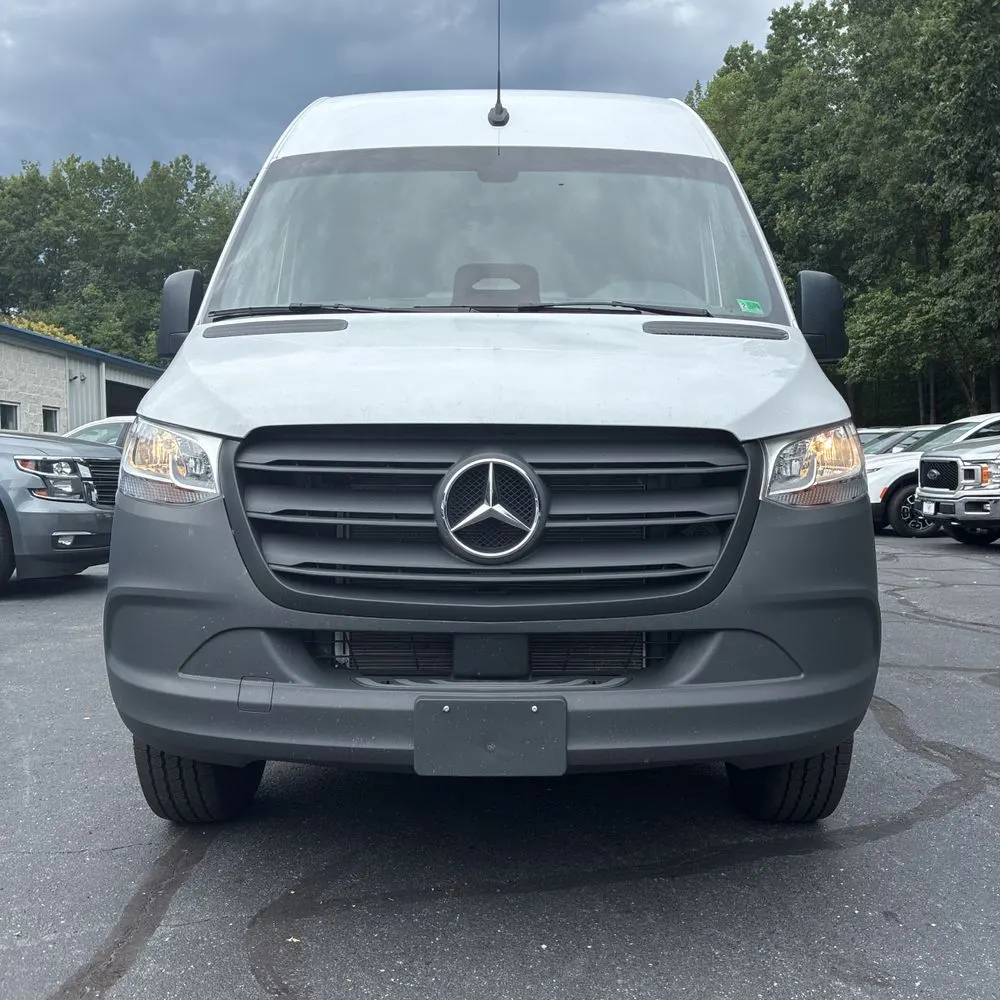 2025 Mercedes-Benz Sprinter 2500