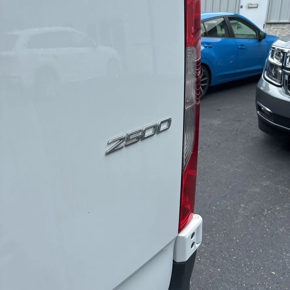2025 Mercedes-Benz Sprinter 2500