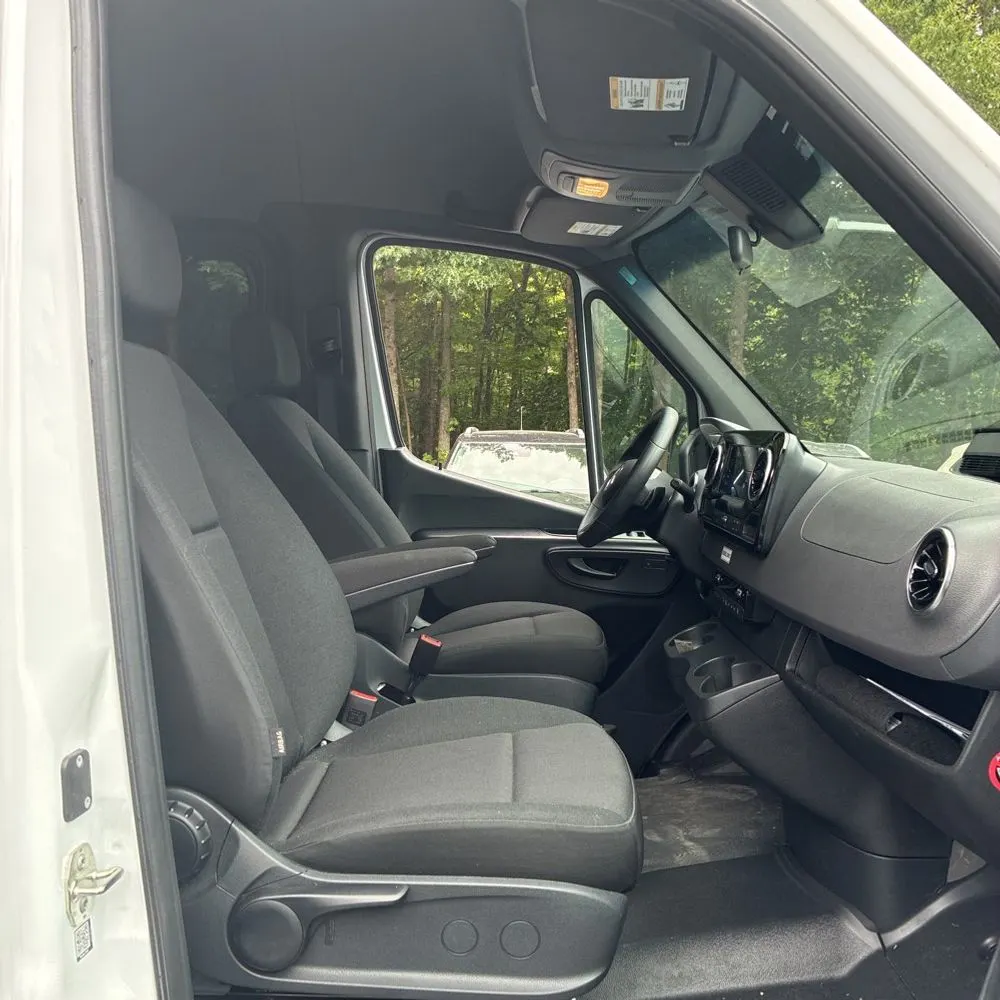 2025 Mercedes-Benz Sprinter 2500