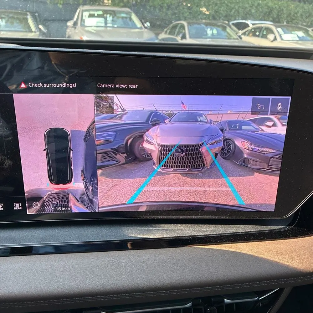 2025 Audi Q6 e-tron Prestige