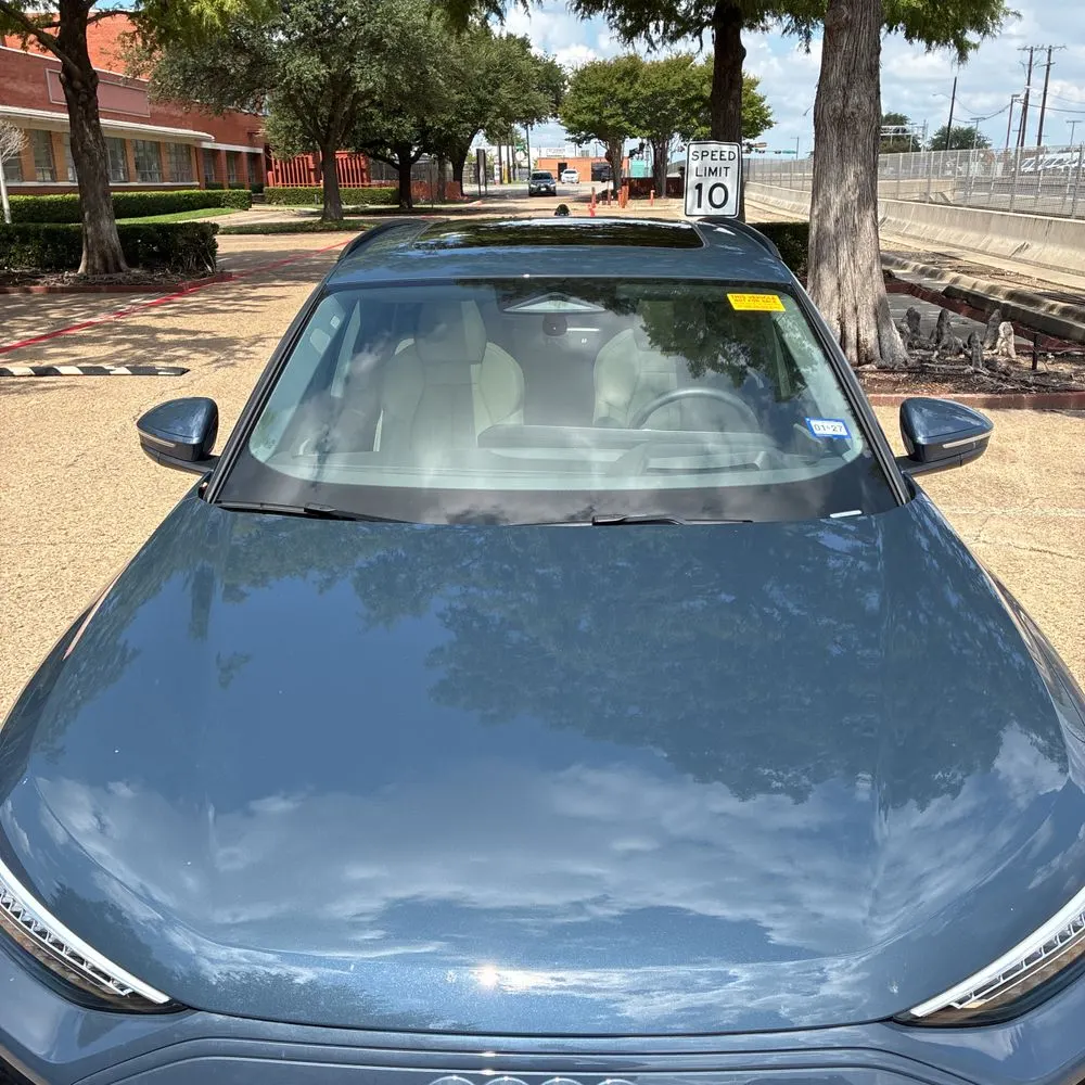 2025 Audi Q6 e-tron Prestige