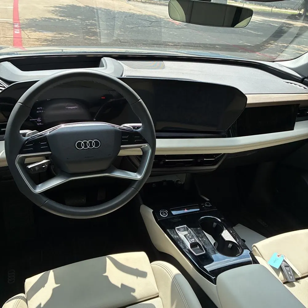 2025 Audi Q6 e-tron Prestige