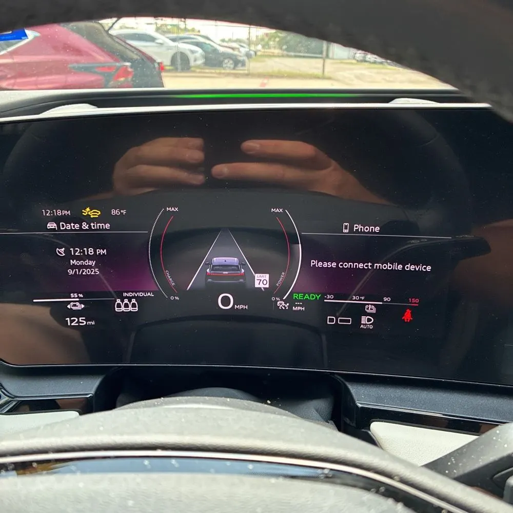 2025 Audi Q6 e-tron Prestige