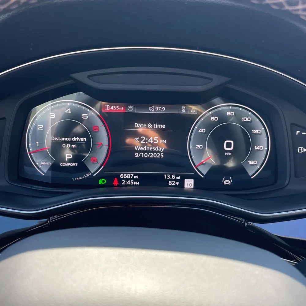 2025 Audi Q8 Premium 55