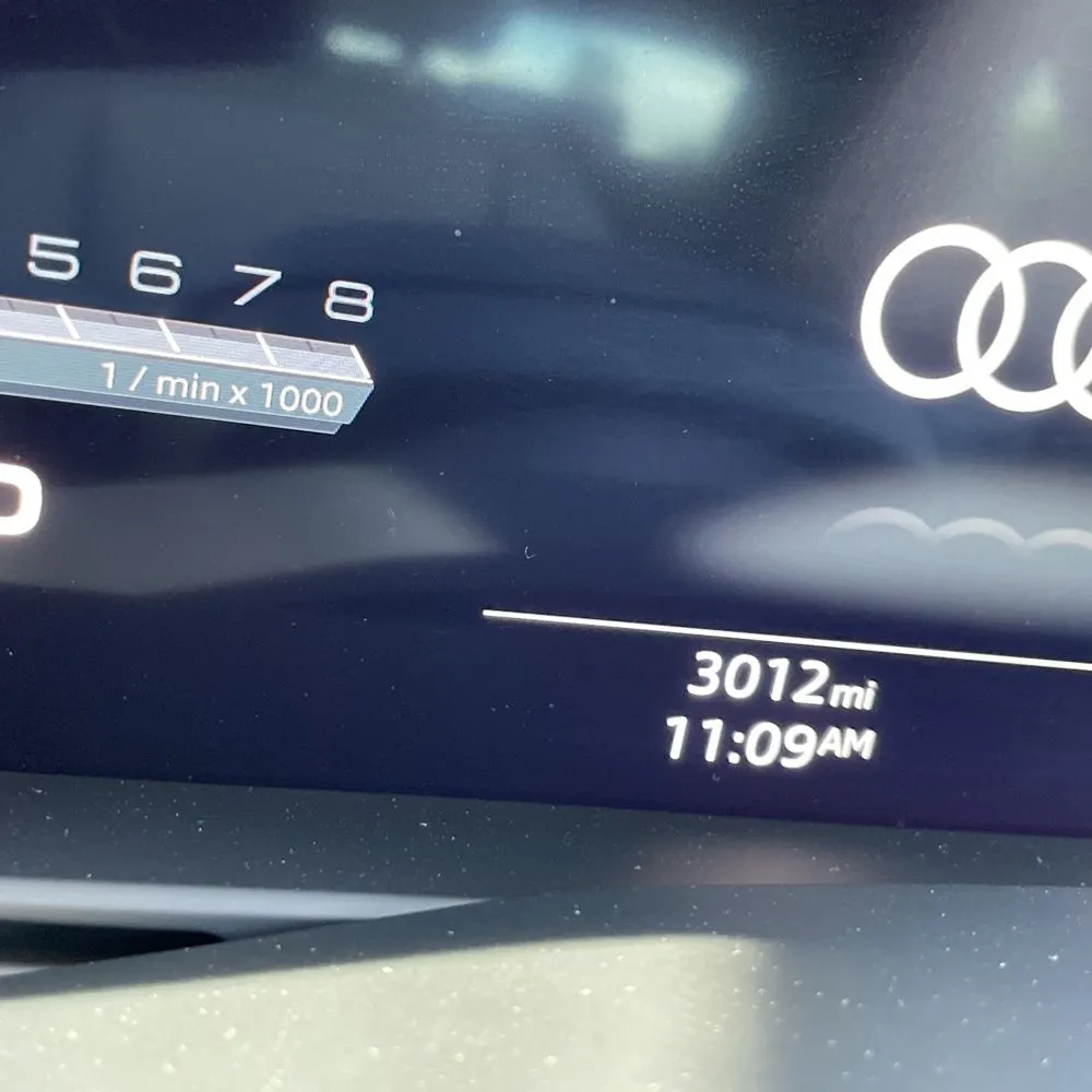2025 Audi Q8 Premium 55