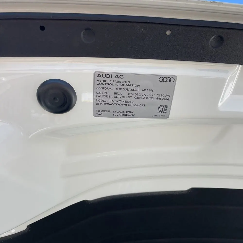 2025 Audi Q8 Premium 55