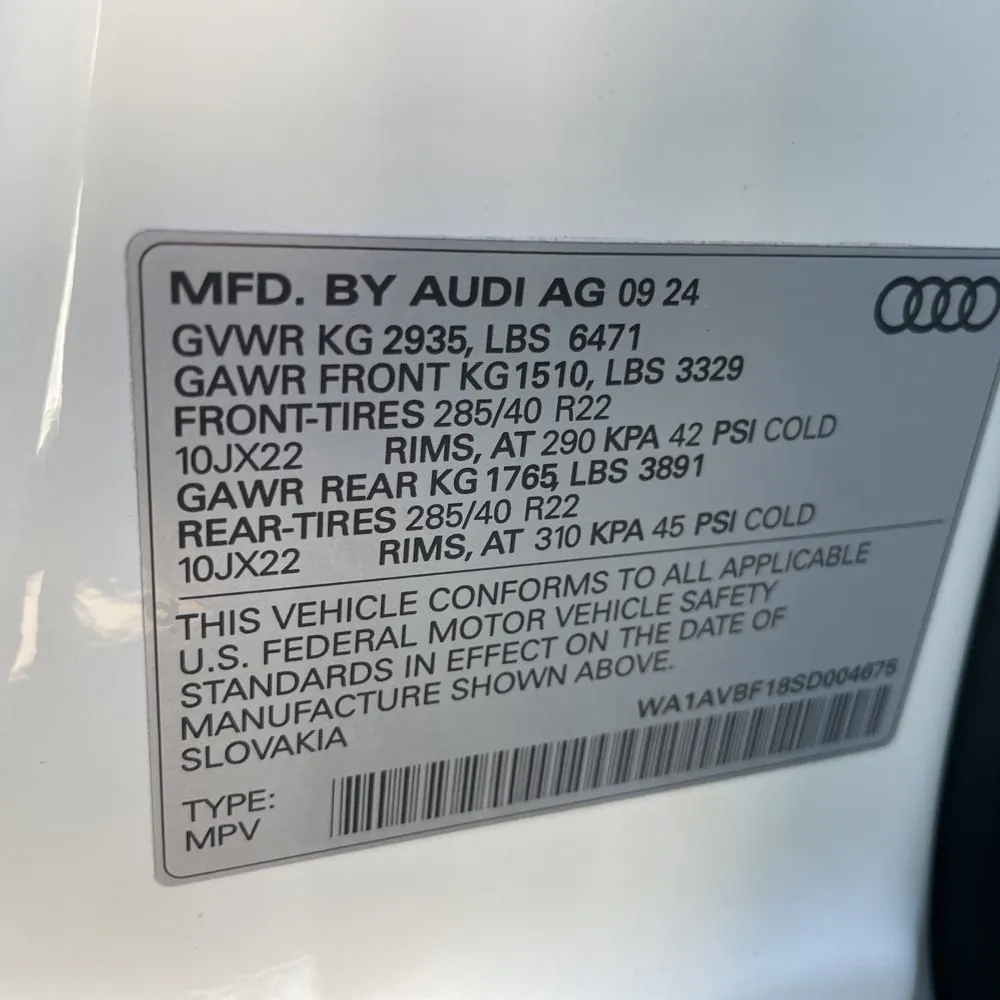 2025 Audi Q8 Premium 55