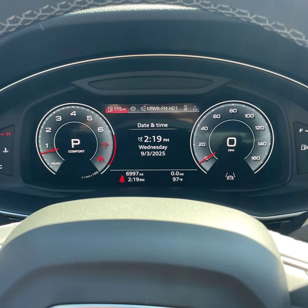 2025 Audi Q8 Premium 55