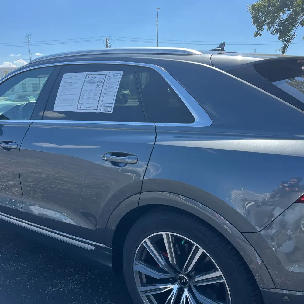 2022 Audi SQ8 Premium Plus