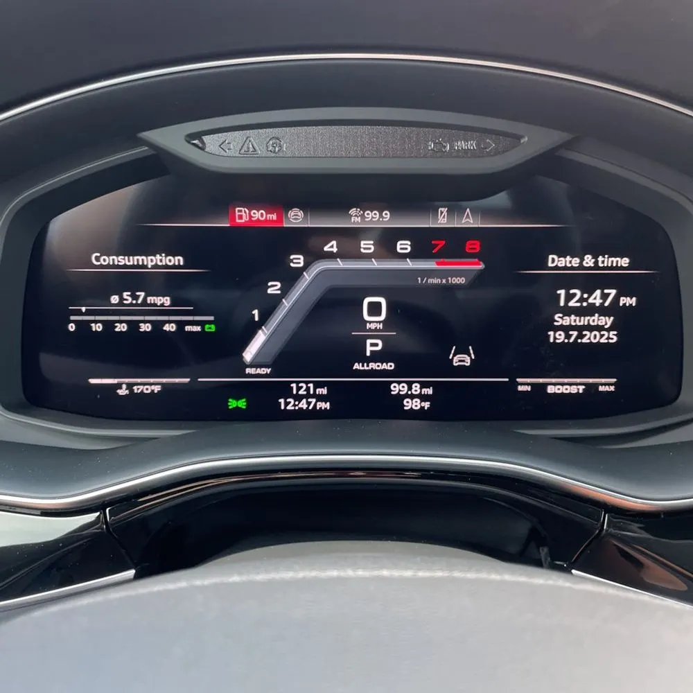 2025 Audi SQ8 Base