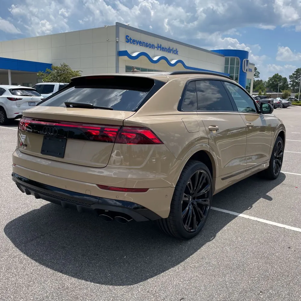 2025 Audi SQ8 Base