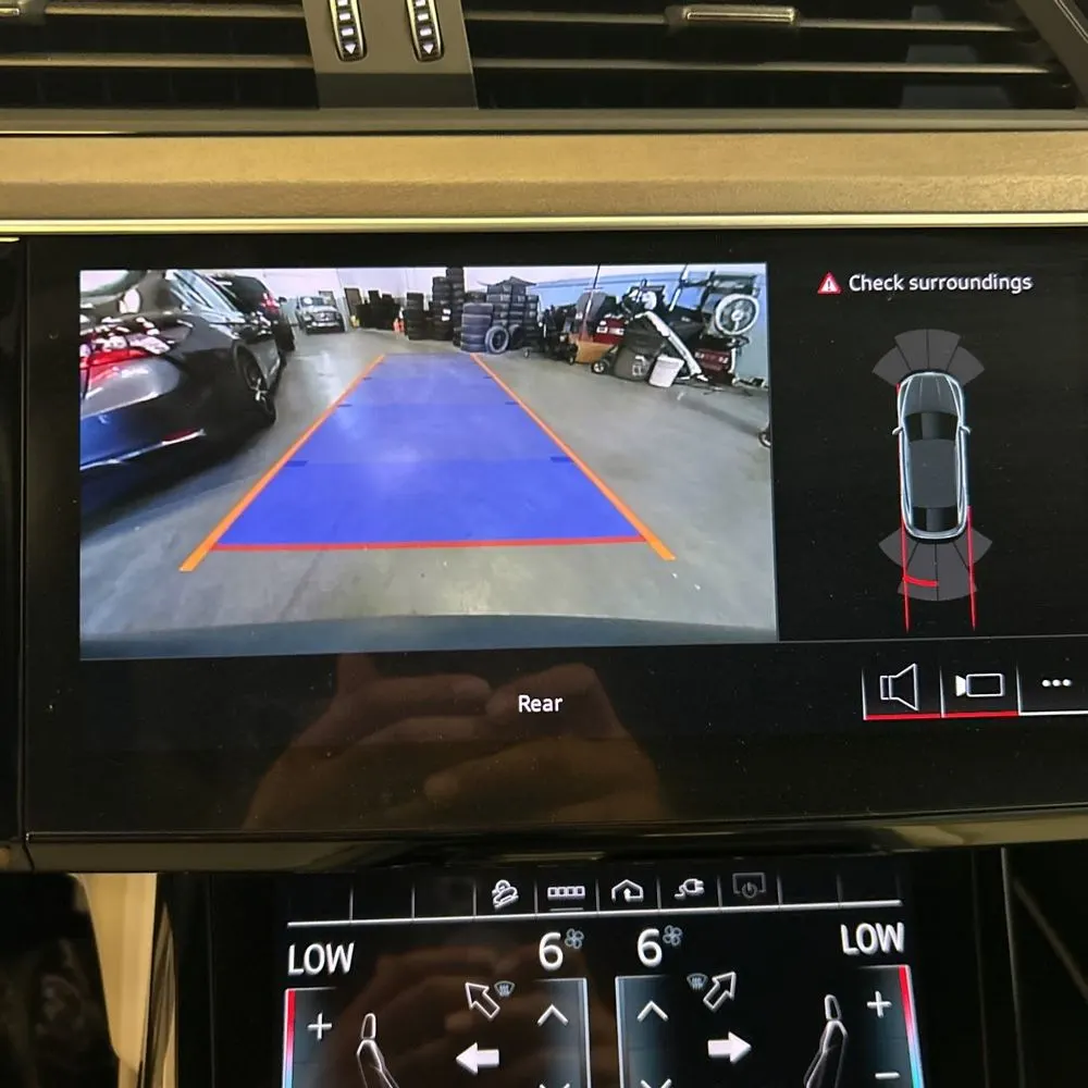 2024 Audi Q8 e-tron S-Line Prem
