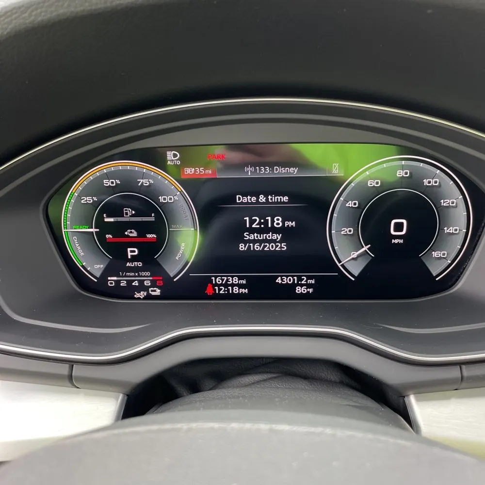 2024 Audi Q5 S-Line Prem+ 55 PHEV