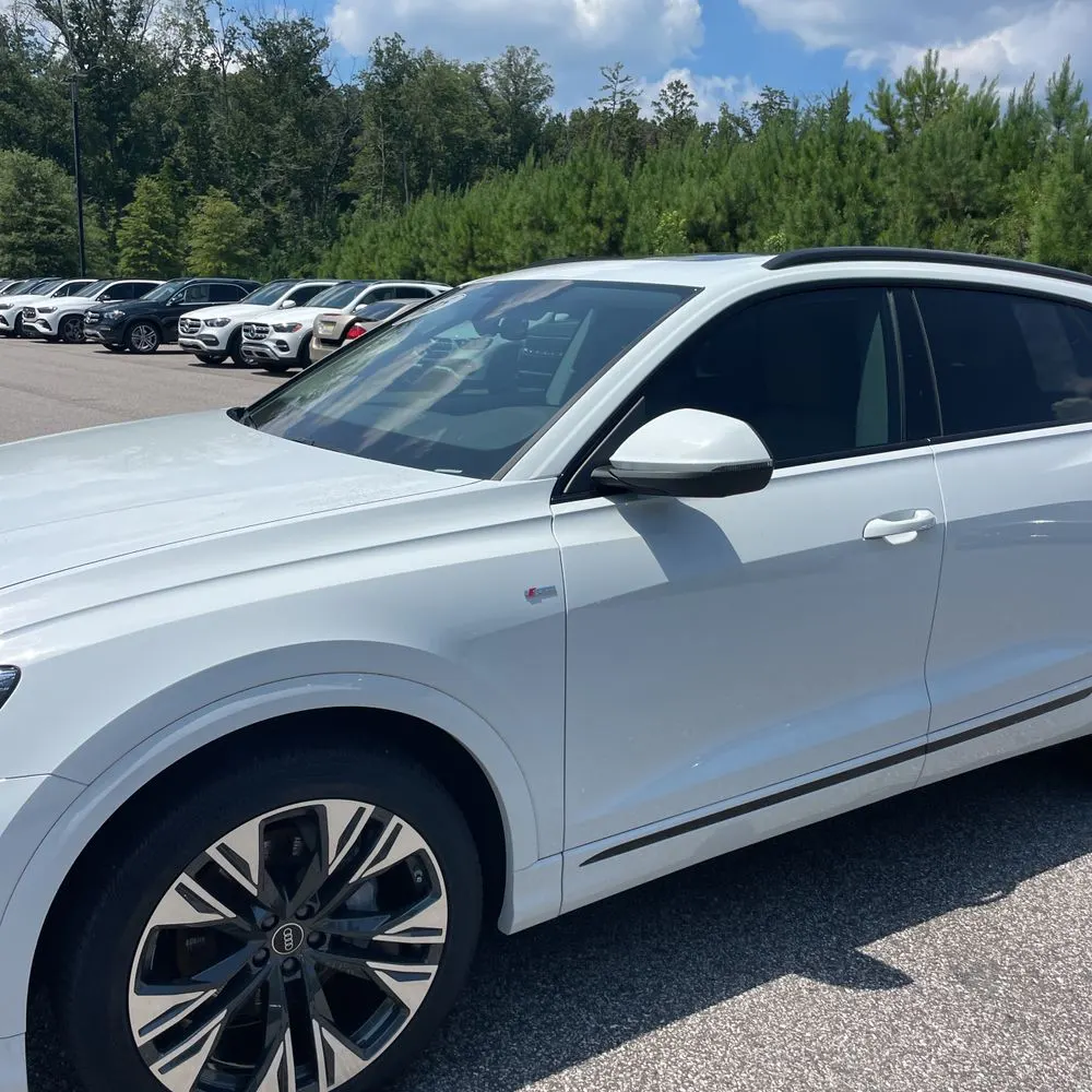 2025 Audi Q8 Premium Plus 55