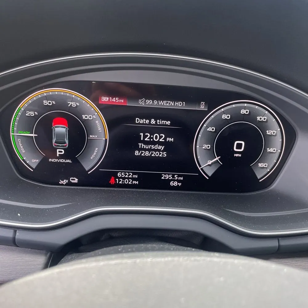 2025 Audi Q5 S-Line Prem 55 PHEV