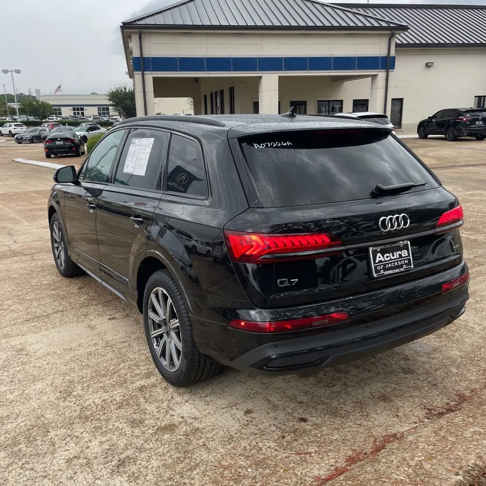 2024 Audi Q7 Premium Plus 45