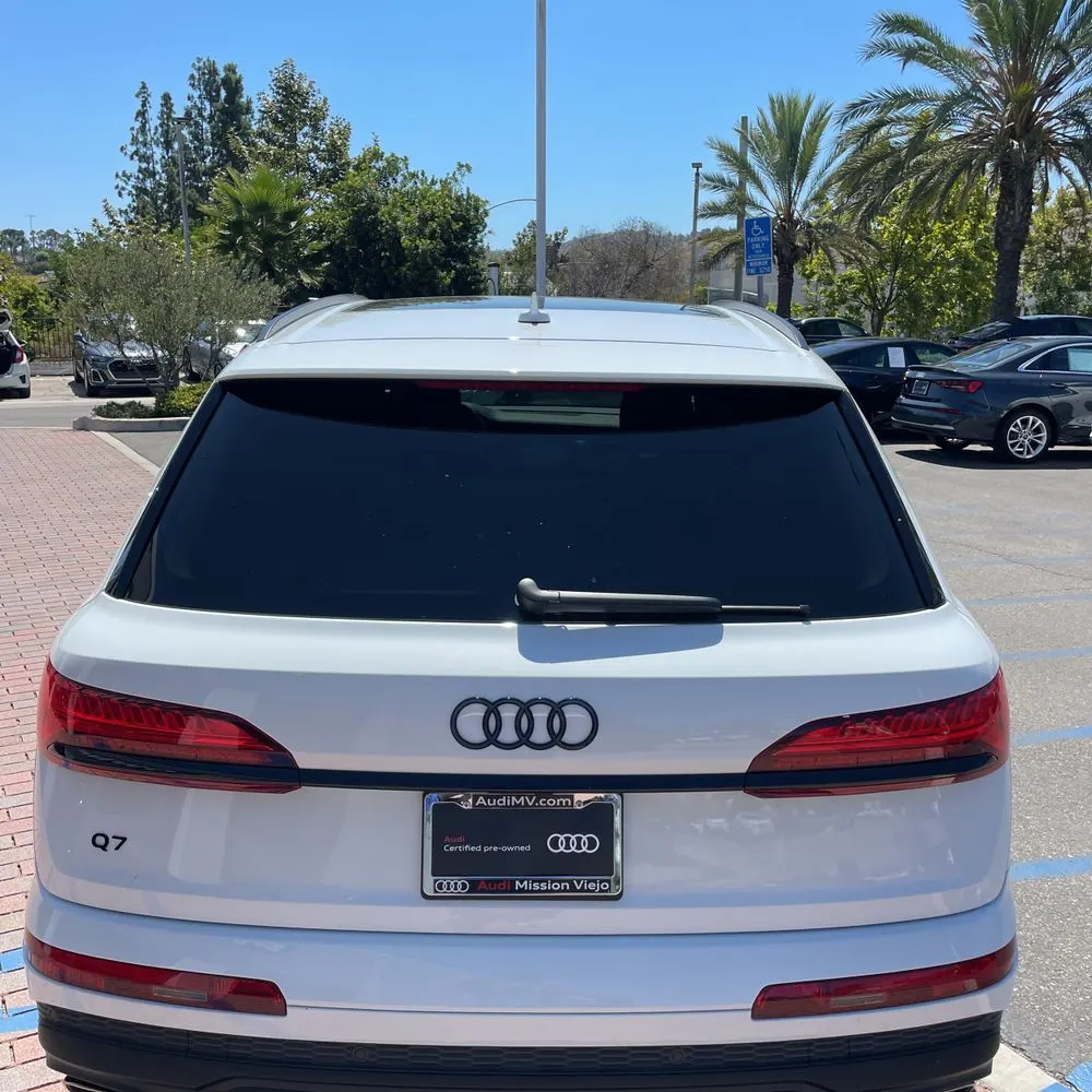 2025 Audi Q7 Premium Plus 45