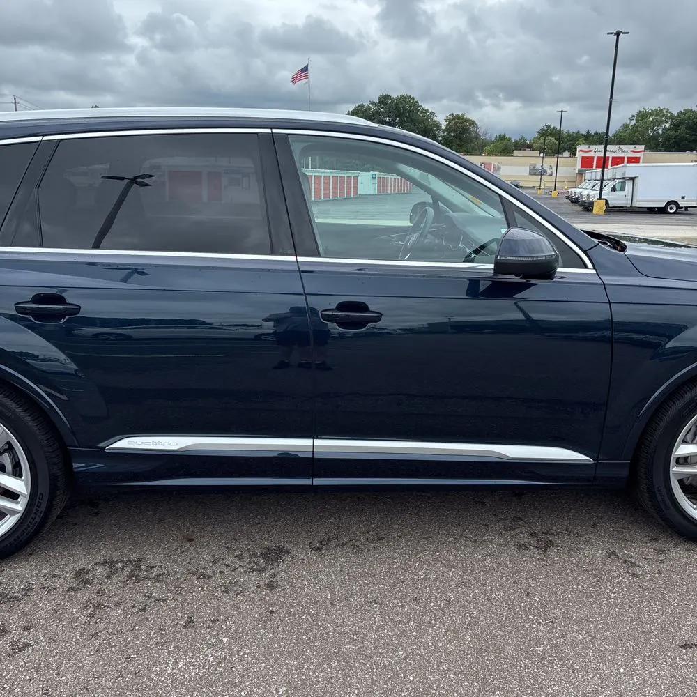 2025 Audi Q7 Premium Plus 55