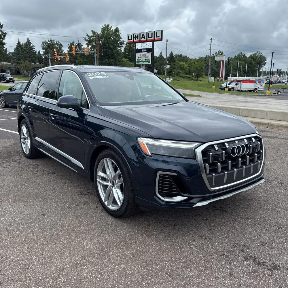 2025 Audi Q7 Premium Plus 55