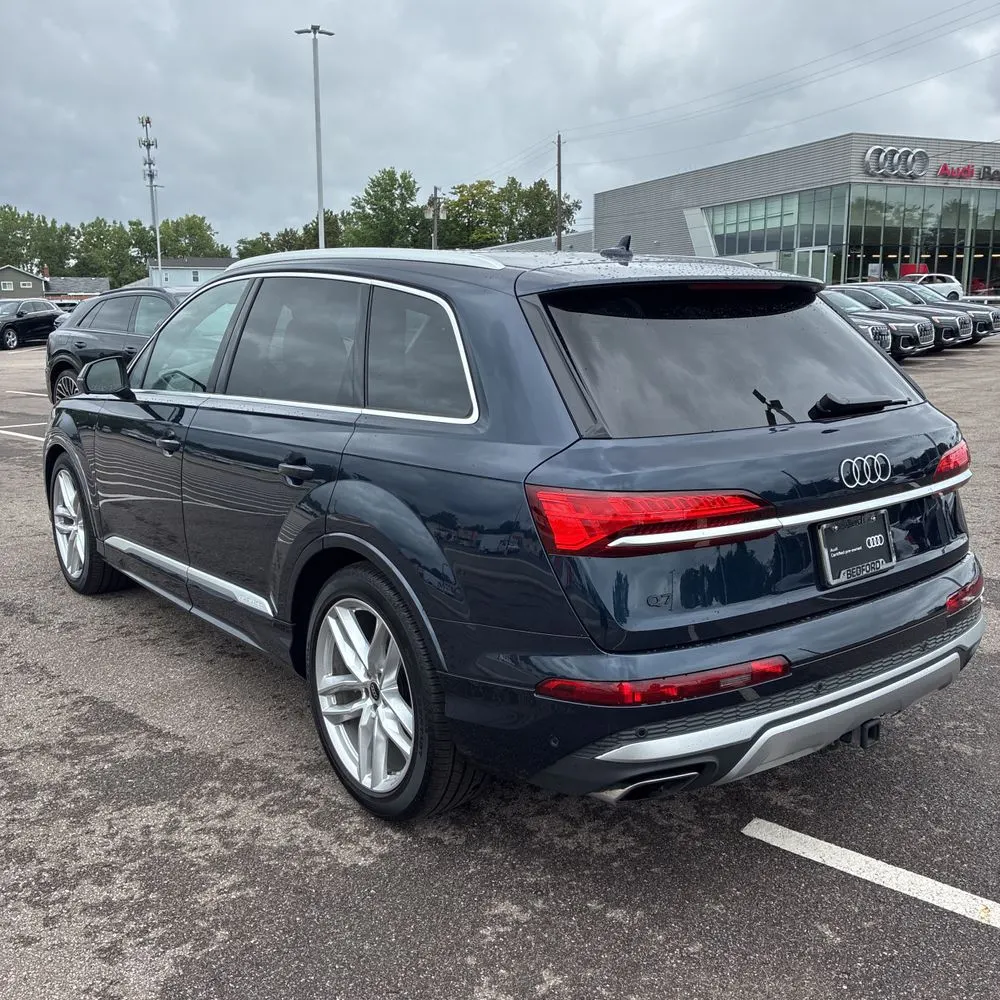 2025 Audi Q7 Premium Plus 55