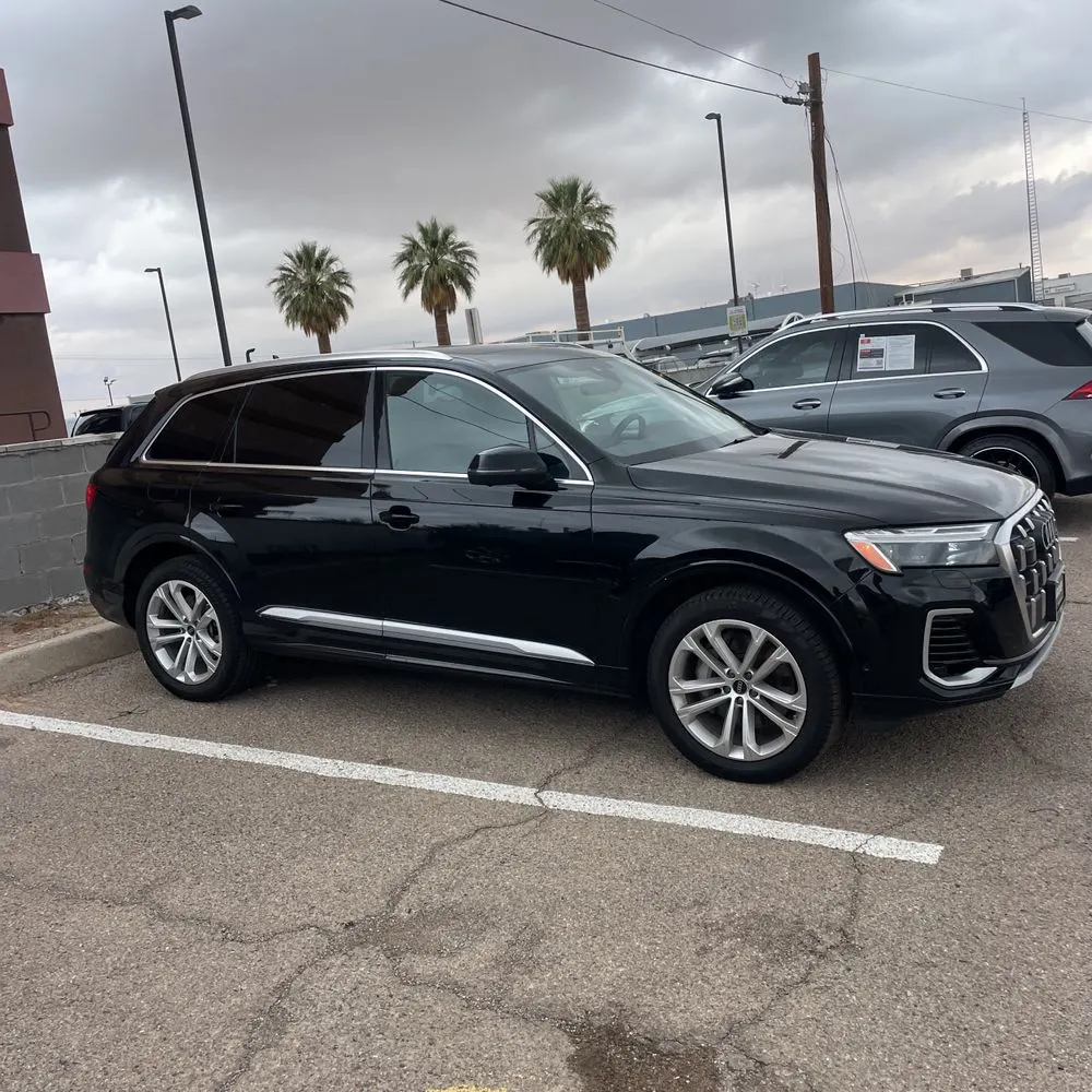 2025 Audi Q7 Premium Plus 55